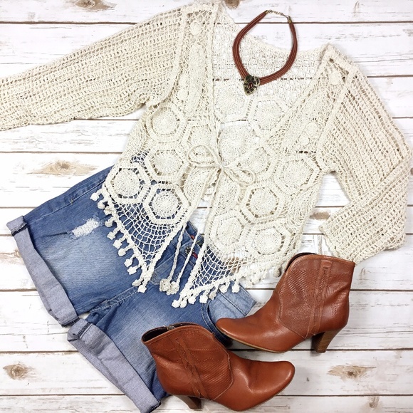 Tops - Macrame Hi-Lo Long Sleeve BOHO Festival Top